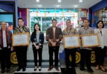 Menparekraf Serahkan Sertifikat Akreditasi Pelatihan Teknis Parekraf Kategori A kepada Tiga Poltekpar