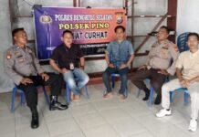 Dengarkan Keluh Kesah Masyarakat Polsek Pino Gencar Laksanakan Minggu Kasih