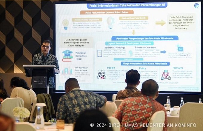 kominfo-wamen-nezar-patria-workshop-jurnalis-AI-copilot-DRA-1