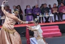Menparekraf Sebut Gorontalo Karnaval Karawo 2024 Jadi Momen Promosikan Produk Ekraf Lokal