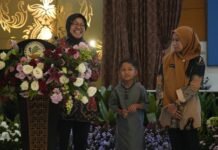 Mensos Risma Berikan Biaya Pendidikan Untuk Ilham Ramadhan