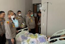 Wujud Kepeduliam Kapolda Bengkulu Jenguk Personil polri di RS Bhayangkara serta Pantau Tim Penilai Mabes polri untuk Kenaikan Tipe Rumah Sakit