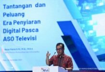Wamen Nezar Patria Tantang Mahasiswa Jadi Pionir Teknologi Digital