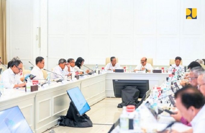 menteri-pu-dan-menteri-ppnkepala-bappenas-bahas-program-pembangunan-infrastruktur-2025-e96a9db6-39fe-42e6-8b3e-47d349be4088