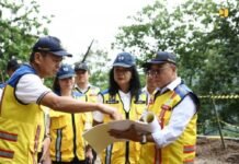 Tinjau Pasca Banjir dan Longsor Sukabumi, Wamen Diana Targetkan Penanganan Darurat Selesai Dalam 2 Minggu