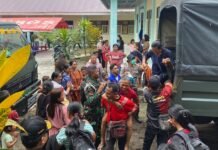 Kemensos Salurkan Bantuan Korban Erupsi Gunung Ibu di Halmahera Barat