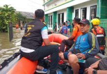 Kemensos Salurkan Bantuan Korban Banjir Bandar Lampung