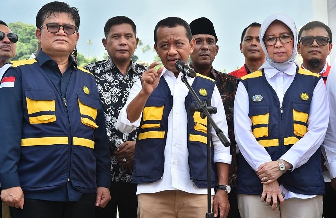 arsip-berita-penuhi-janji-menteri-bahlil-tambah-kuota-minyak-tanah-untuk-maluku-0d2i6x7