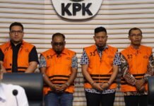 KPK Tahan Empat Tersangka Baru dalam Kasus Korupsi Hibah Jatim