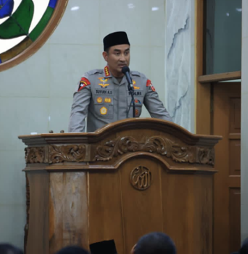 Kapolri Ajak Jamaah Masjid Al-Ikhlas Mabes Polri Jaga Kerendahan Hati dan Perkuat Akhlak