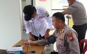 Polres Lebong Isi HUT Humas Polri dengan Aksi Sosial dan Donor Darah